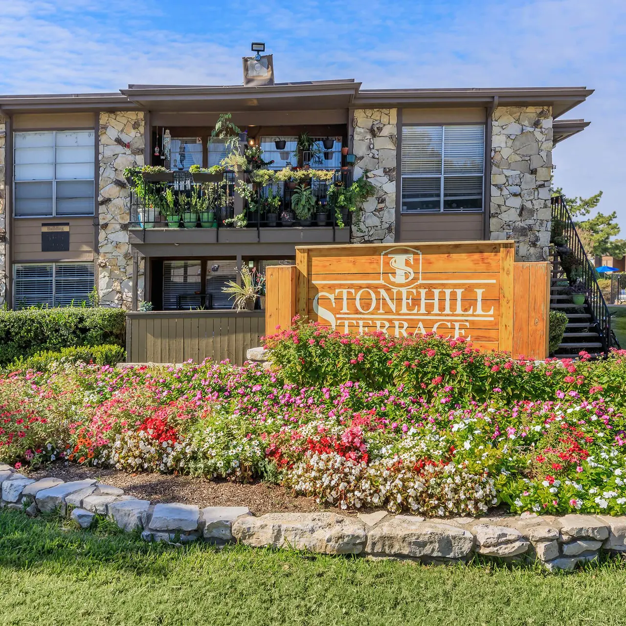 Stonehill Terrace - Grass, Planter, Potted Plant