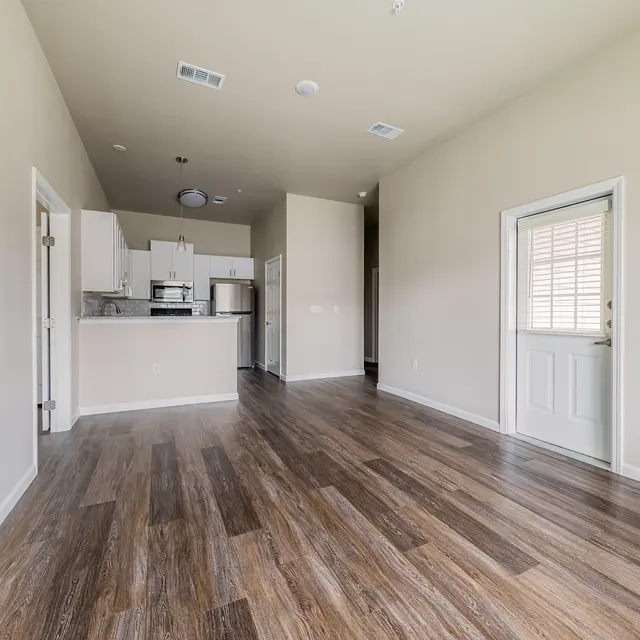 Horseshoe Apartments Horseshoe Apartments - Floor, Interior Design, Indoors