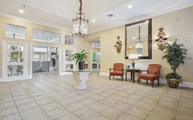 Villas of Mission Bend - Floor, Flooring, Chandelier