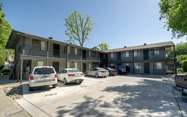 College Manor Apartments - Car, Pickup Truck, City