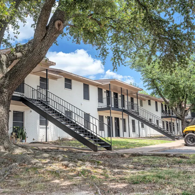 Townview - Athens - Neighborhood, City, Tree