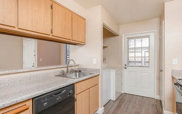 Tahoe at Fair Oaks - Room