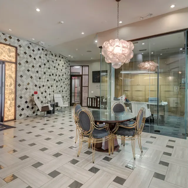 5755 Hermann Park - Flooring, Floor, Lobby