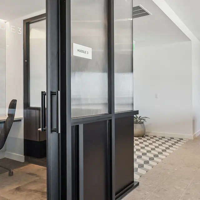 Huddle Work Lounge - The Deveraux Huddle Work Lounge - The Deveraux