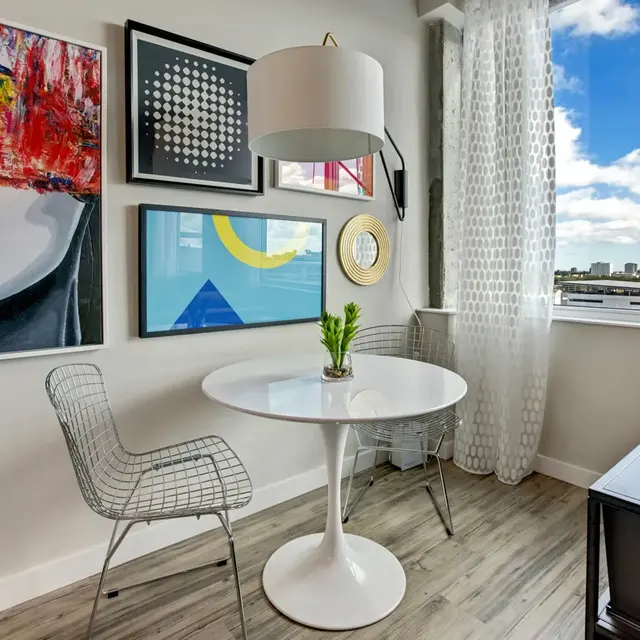 Vantage St Pete - Lamp, Furniture, Table