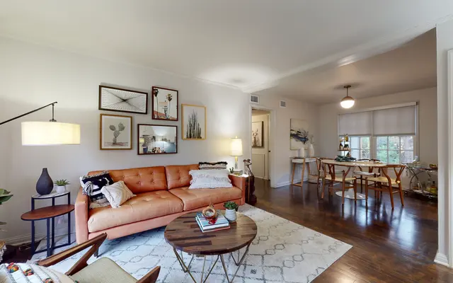 Hampton Plaza Hampton Plaza - Home Decor, Furniture, Living Room