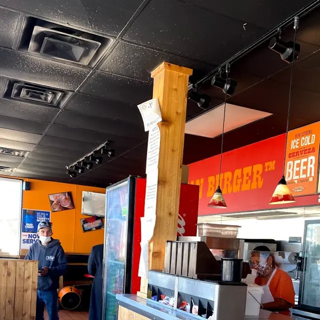 Burguesa Burger SYNC at West Dallas