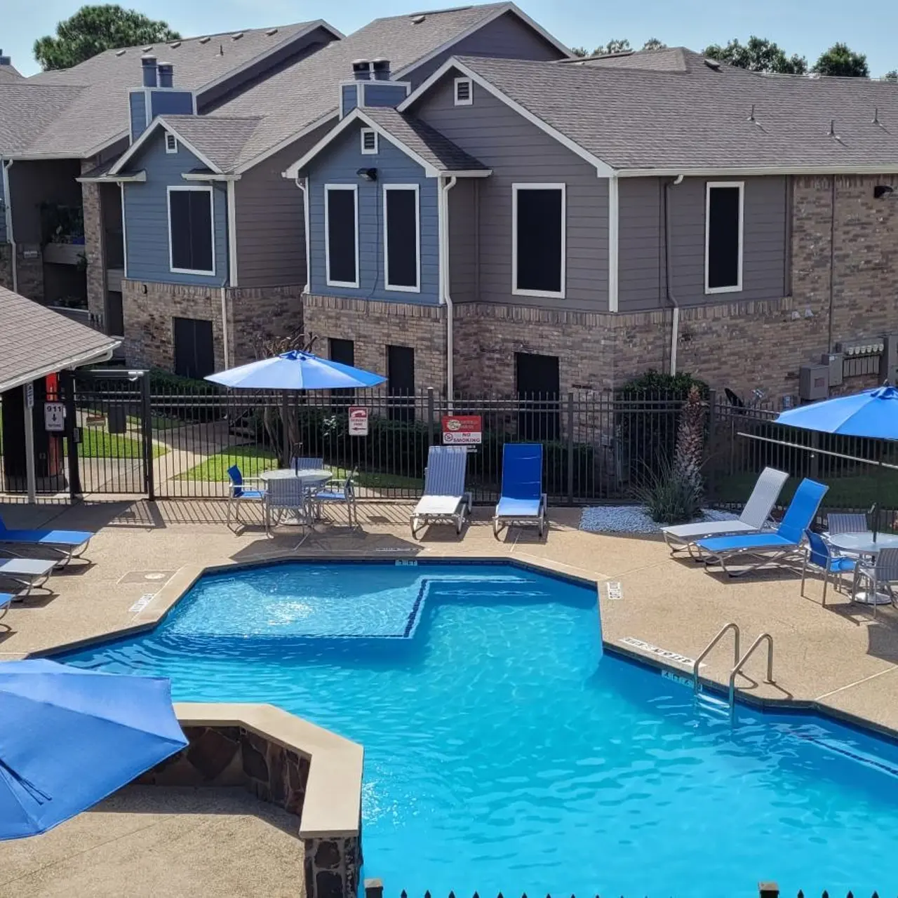 Springfield Crossing Apartments - Pool, Water, Swimming Pool