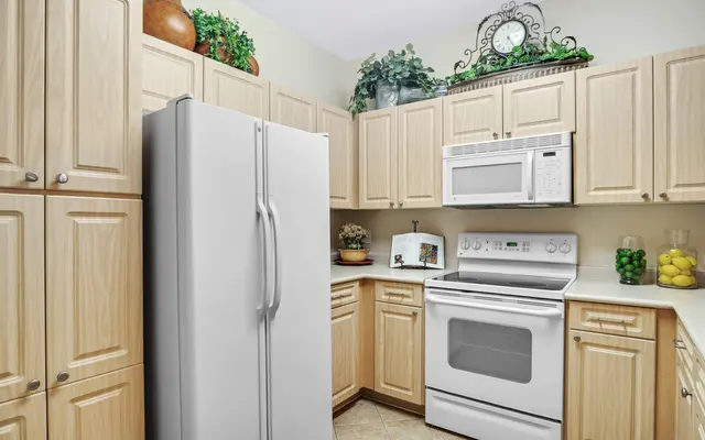 Springfield Apartments Springfield Apartments - Room