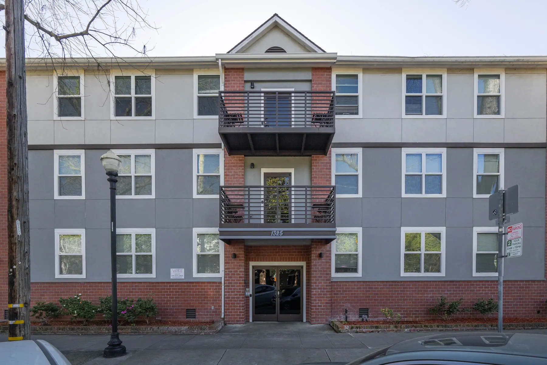 Entro Apartments - City, Apartment Building, High Rise