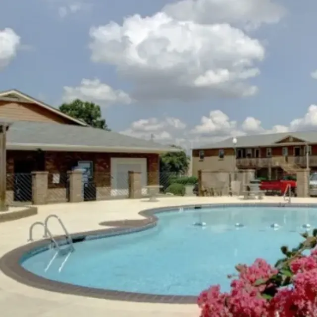 Axis on Beltline - Housing, Villa, Pool