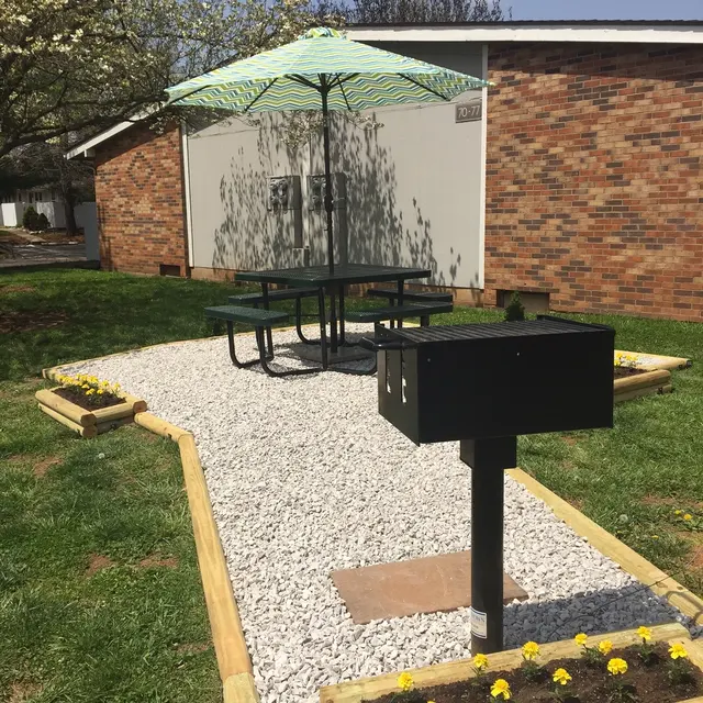 Cedargate - Grass, Backyard, Outdoors