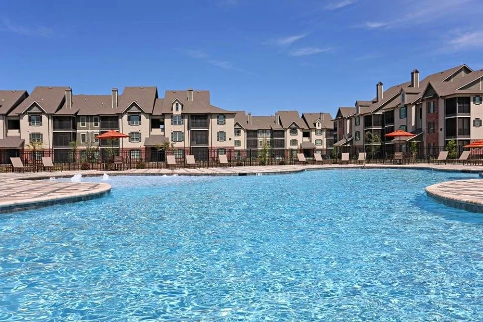 Acadia Villas - Building