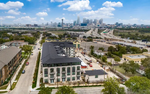 Burnett Lofts - Building, Cityscape, Urban