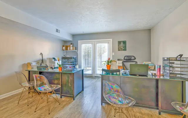 Glendale Townhomes Glendale Townhomes - Table, Floor, Dining Room