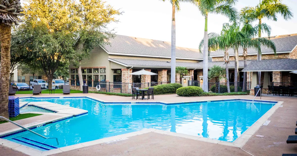 Carmel Apartments in Laredo, TX
