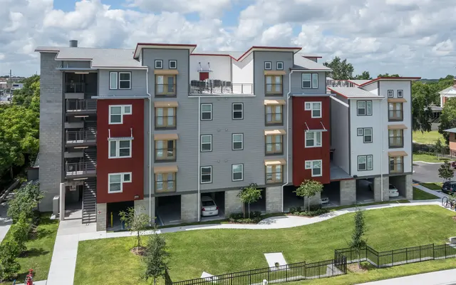 Tupelo Vue Apartments Tupelo Vue Apartments - Building