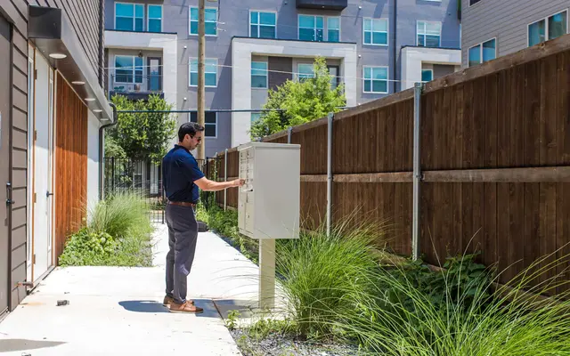 The Flats at 3981 - Mailbox, Furniture, Private Mailbox