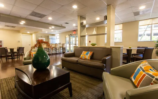 Rayos del Sol Apartments Rayos del Sol Apartments - Flooring