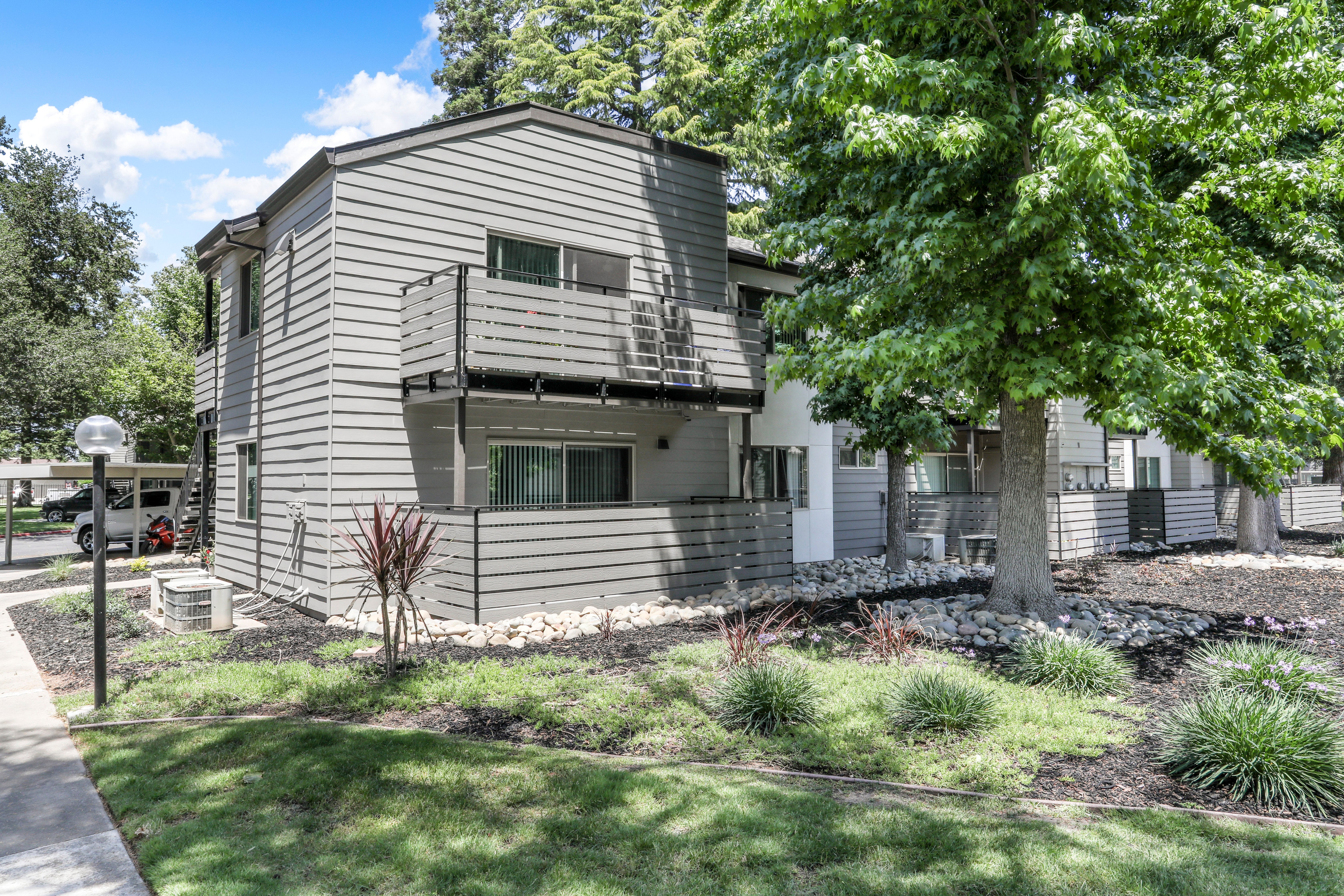 The Vineyards - Neighborhood, City, Outdoors