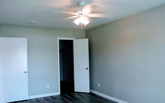 Northwest Corners - Floor