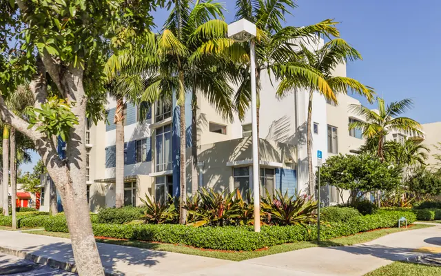 Kings Terrace Apartments Building