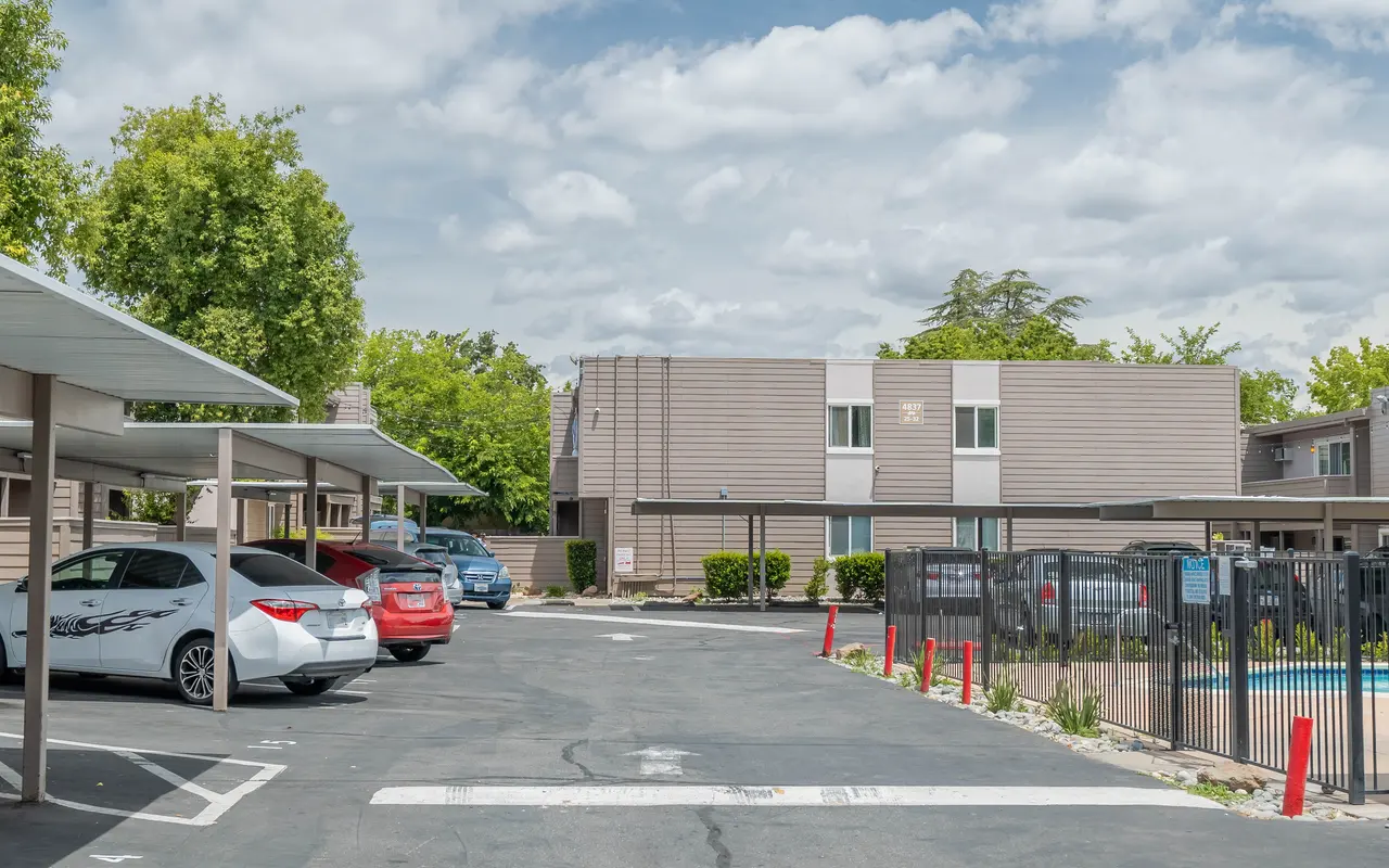 Magnolia Court Apartments - City, Suburb, Car