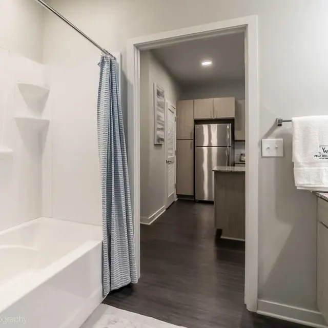 Villa Westlake Apartments Lake Charles Louisiana Villa Westlake - Tub, Room, Apartment Bathroom