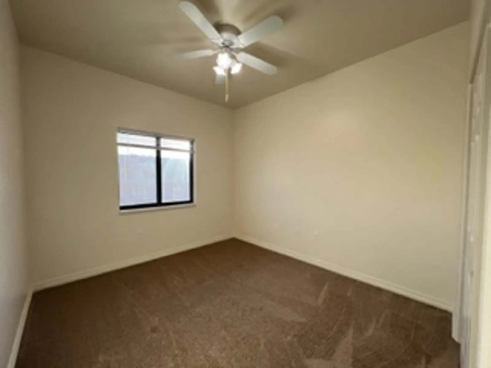 Desert Oasis Communities Desert Oasis Communities - Corner, Appliance, Ceiling Fan