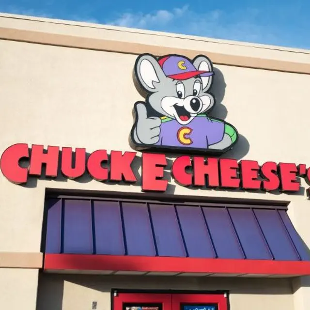 Chuck E Cheese's Buena Villa Apartments - Building, Shop