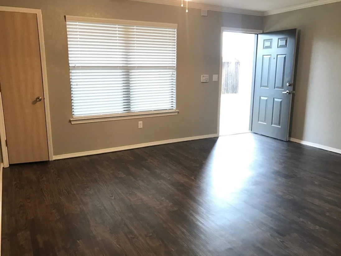 CrownRidge & BrookStone - Flooring, Floor