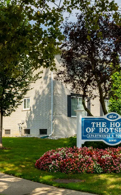 The Botsford - Sign, Building