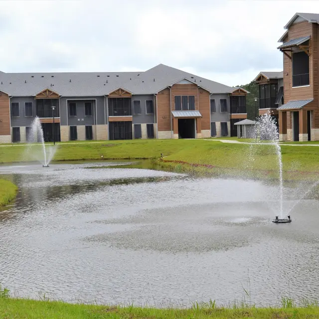 Belforest Apartments - Plant