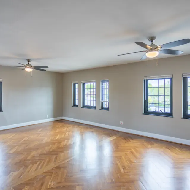 Hyde Park Terrace - Floor, Flooring, Corner