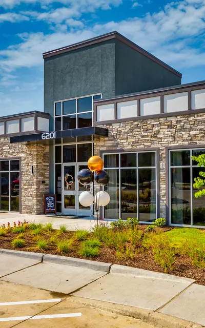 Neuhaus Lake Worth - Office Building, City, Grass