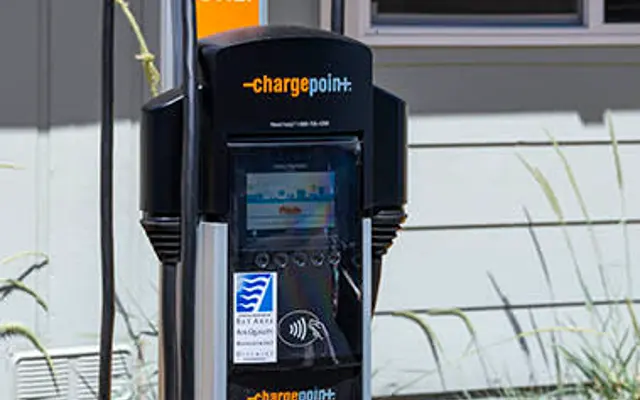 Traverse - Pump, Machine