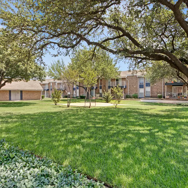 Windham Chase - Grass, Park, Outdoors