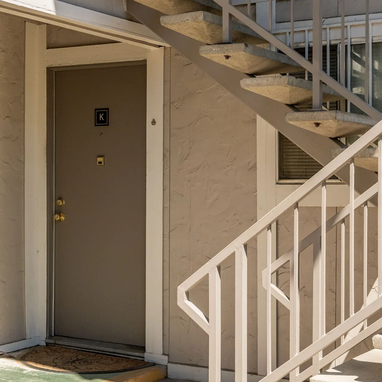 Hidden Oaks Village - House, Housing, Staircase