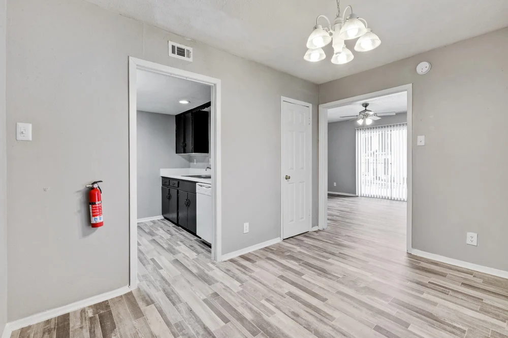 Holliday Hills Apartment - Floor, Interior Design, Indoors