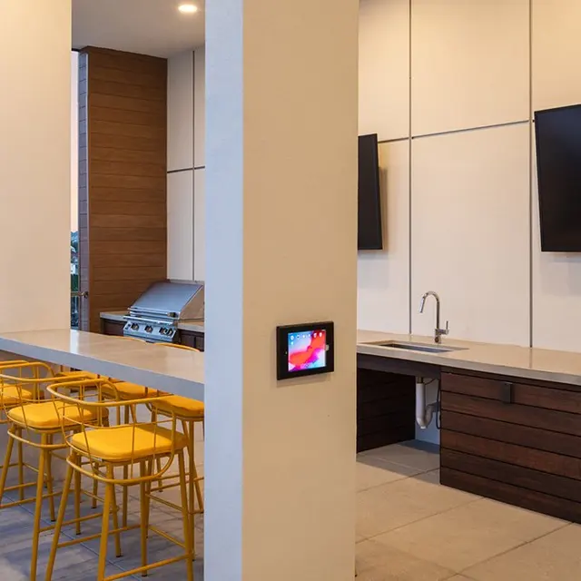 550 Harborfront - Chair