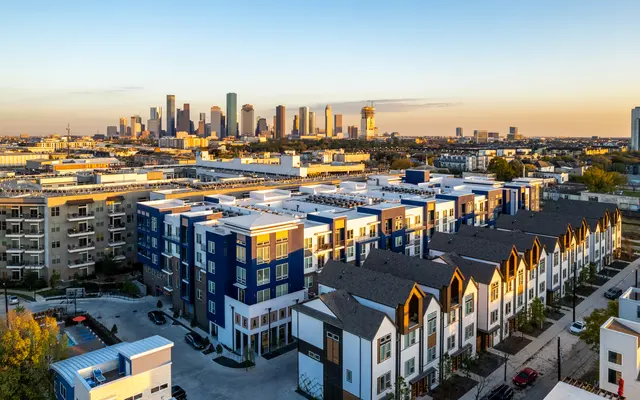 Co-Op Summer Street - City, Urban, Nature