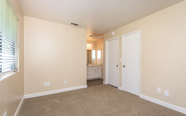 Donner at Fair Oaks - Corner, Floor, Flooring