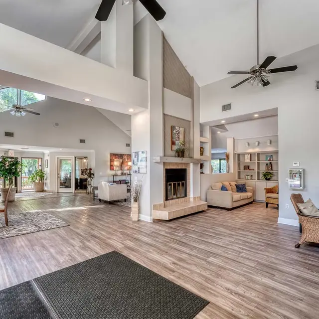 Cypress Trail Apartments - Home Decor, Appliance, Ceiling Fan