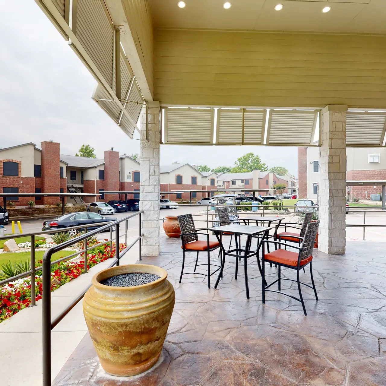 Bahama Glen Apartments - Floor, City, Car