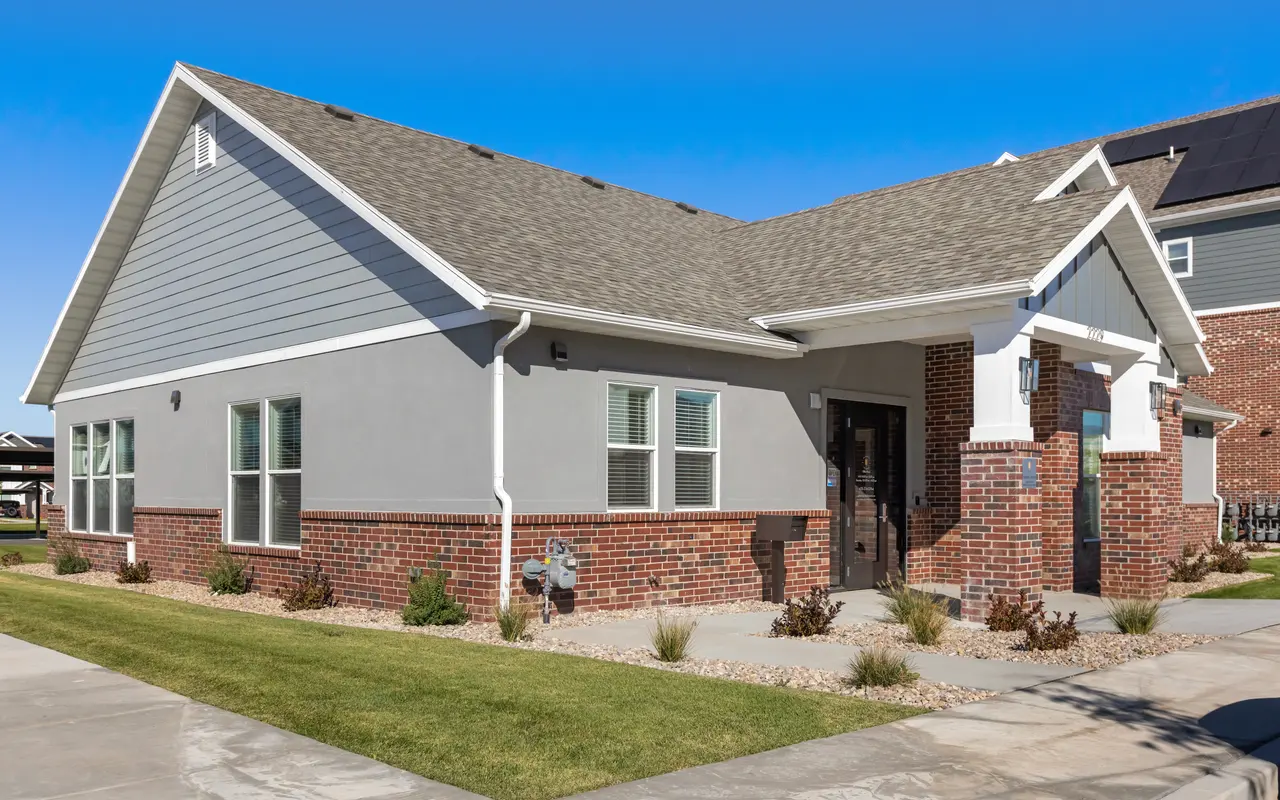 Station at Park Meadows - Housing, House, Portico