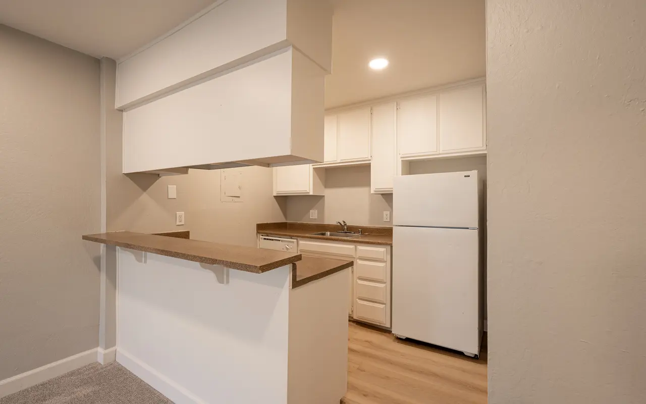 2712 E Street - Corner, Indoors, Interior Design