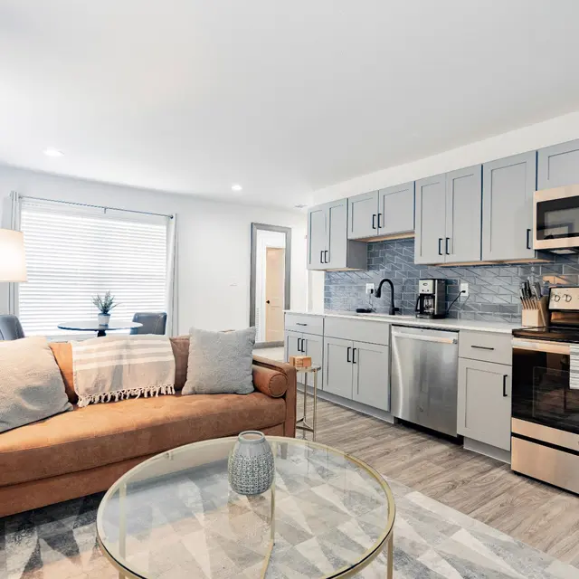 Kirby Yards at Bishop Ridge - Indoors, Interior Design, Home Decor