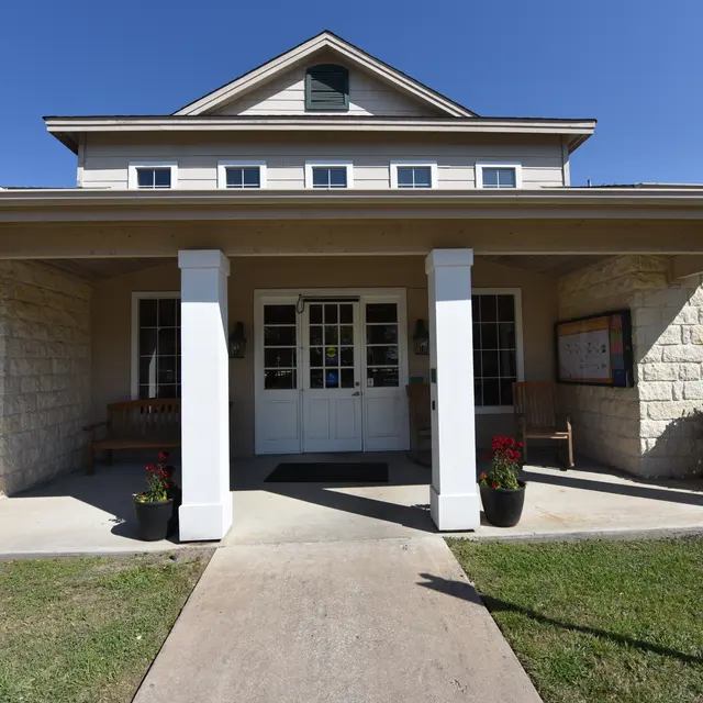 The Lodge at Merrilltown Apartments The Lodge at Merrilltown Apartments - Housing, House, Portico
