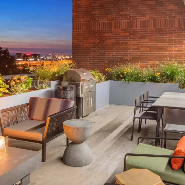 Rectangle Copy 9.jpg