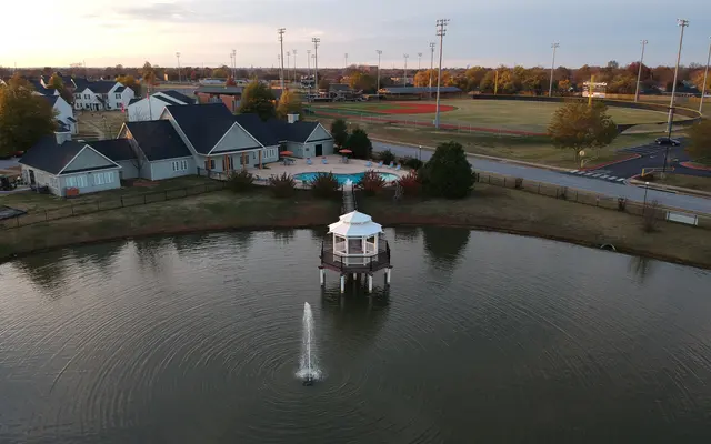 Community View Ashton Heights - Nature